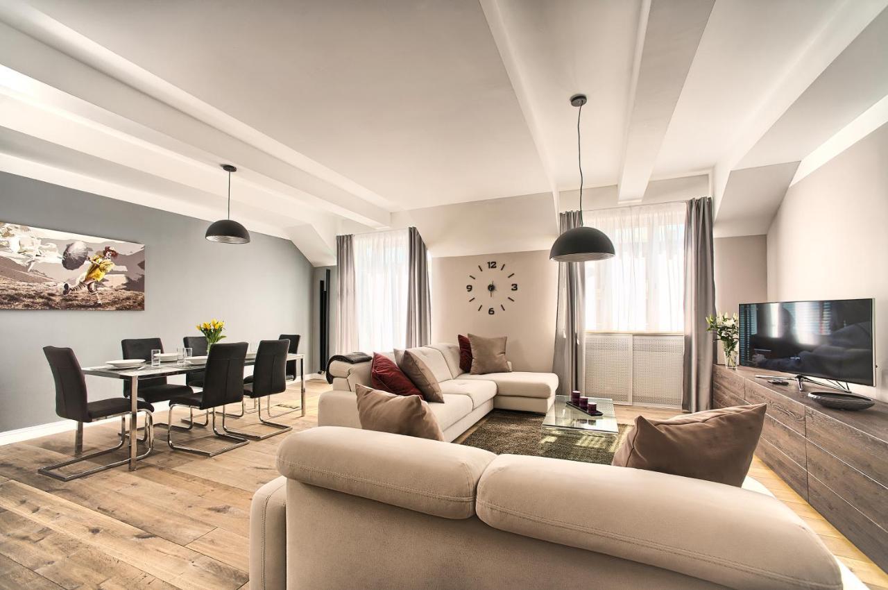 Exclusive 2 Bedroom Apartment Old Town - 2 Baths, Balcony And View - By Prague City Apartments Kültér fotó